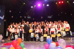 TRT Çocuk Korosu Yılsonu Konseri