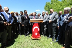 Tarıkdaroğlu, vatandaşlarla bir araya geldi