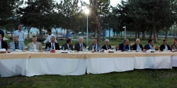 Atatürk Üniversitesinden iftar yemeği