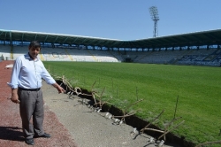 Erzurum'un futbol sahası hep yeşil olacak