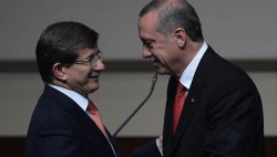 Başbakan Davutoğlu görevi iade etti!