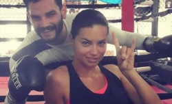 Adriana Lima'dan 'bozkurt' açıklaması