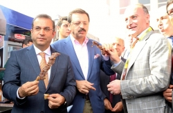 Erzurum'un tatları YÖREX'te tanıtıldı