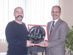 Erzurum DT Müdürüne plaket