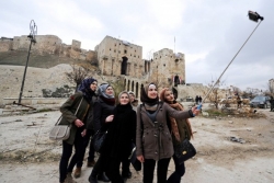 Halep'te hatıra selfie'si