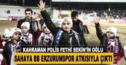 Şehit kahramanın oğlu sahaya çıktı!