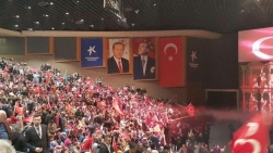 MHP gecesinde 'Erdoğan posteri'