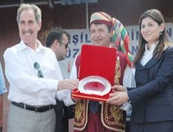 Bakan kontrölü basına bıraktı