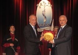 Koçak'a fahri doktora!
