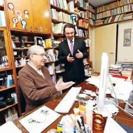 Diktatör olan tartışır mı!