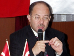 10 Türk Hacı Türkiye'ye Getirtildi!..