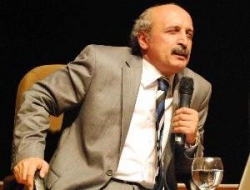 Şimşek'ten şiir dinletisi!