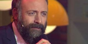 Halit Ergenç'ten canlı performans!