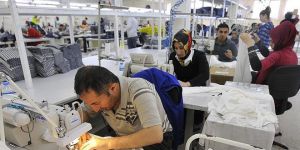 100 bin kişi aranıyor