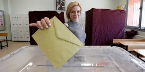 Yurt dışındaki mühürsüz oylar da geçerli sayıldı