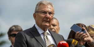 Baykal: CHP tehditle, öfkeyle, sopa sallayarak yönetilemez