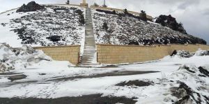 Erzurum’un yüksek kesimlerine Mayıs karı