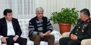 Şehit binbaşı görevinden dolayı orucunu bile geç açmış