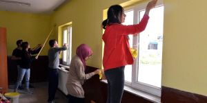 Sosyal Sorumluluk Dersi İçin Okul Boyadılar