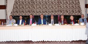 Çomaklı'dan Erzurum basınına iftar yemeği