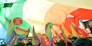 Valilikten 'Onur Yürüyüşü'ne ikinci yasak