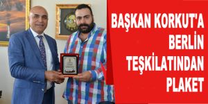 Başkan Korkut'a Berlin teşkilatından plaket