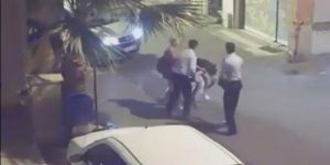 Taciz şikayetinde bulunan kadınlara polisten dayak