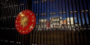 Erdoğan'ın danışmanları birbirine girdi!