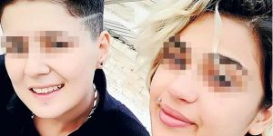 Lezbiyen çifte aşk dayağı!