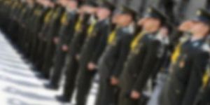 Türk subay eşiyle birlikte Rumlara sığındı