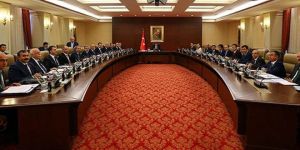 Kabinede revizyon iddiası