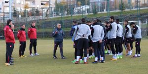 BŞB Erzurumspor’da Altıparmak, ilk antrenmanına çıktı