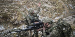 Mehmetçik, Gabar Dağı'nda teröristlere göz açtırmıyor