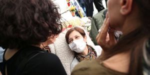 Savcı, Nuriye Gülmen'in tahliyesini istedi