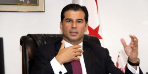 Ünlü Manken İnci Pars, Evli Olan KKTC Başbakanı'ndan Çocuk Bekliyor
