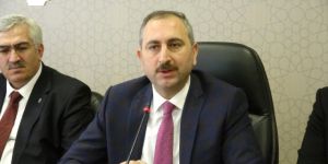 Adalet Bakanı Gül, AK Parti Erzurum İl Teşkilatında Konuştu