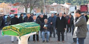 Üniversiteli öğrenci memleketinde toprağa verildi