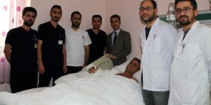 Omuz Hizasından Kopan Kol Erzurum'da Yerine Dikildi