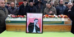 Halk Ozanı Ali Kızıltuğ, Toprağa Verildi