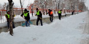 Palandöken Belediyesi’nden kar yağışına anında müdahale
