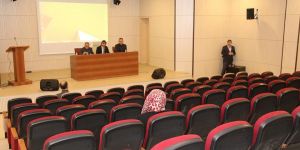 Tek kişiyle halk günü toplantısı