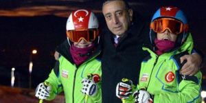 Otizmli İkizler Başarıdan Başarıya Koşuyor