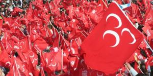 Ahmet Takan yazdı: MHP anketçileri tehdit ediyor...