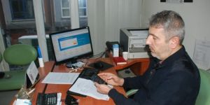 Cep telefonuna gelen linke tıklayınca hayatının şokunu yaşadı!