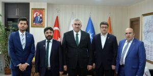 Saadet Partisi'nden AK Parti'ye Ziyaret