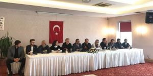 Sanatçılar Mehmetçik'e destek için sınırda