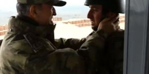 Askerin tekmili Org. Hulusi Akar'ı gülümsetti!