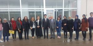 AK kadınlardan anlamlı ziyaret