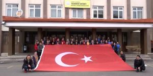 Afrin'de Görev Yapan Mehmetçiğe Şiirli Destek