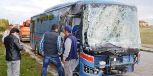 Cezaevi Aracı Kaza Yaptı: 5'i Asker 7 Kişi Yaralandı
